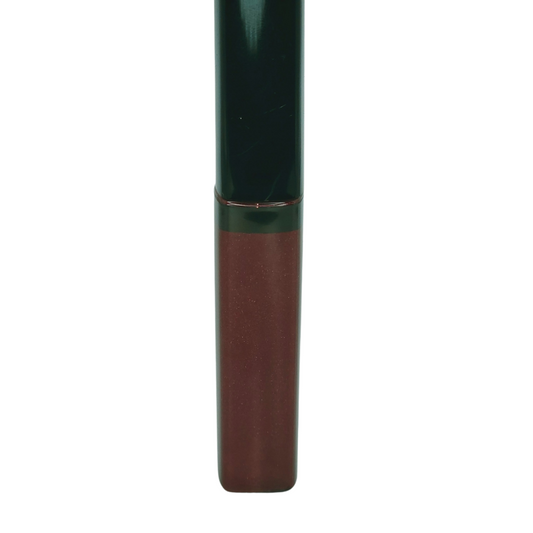 A deep burgundy red with pink sparkles high shine lip gloss formulated with Vitamin E to leave lips soft and hydrated